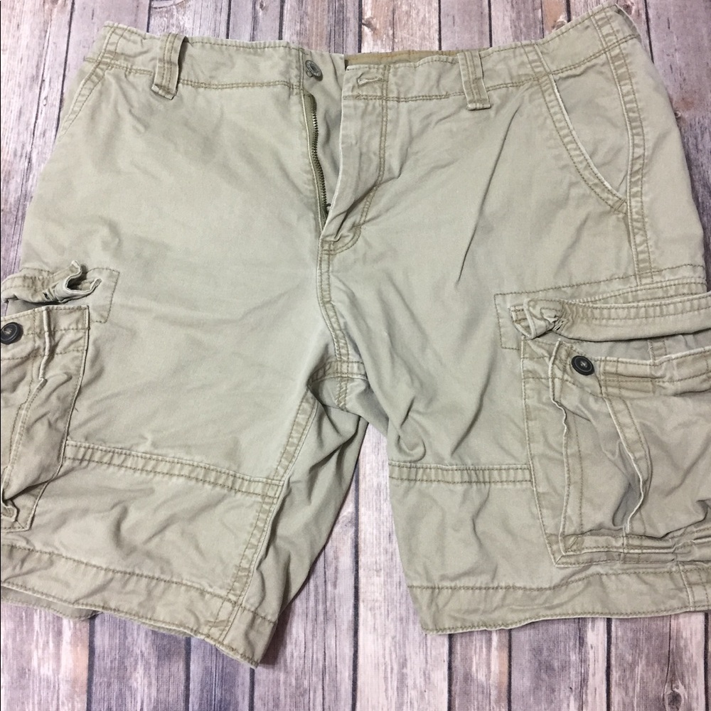 Old navy khaki cargo shorts size 36